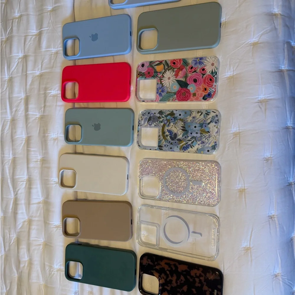 Apple iPhone 14 Pro Max Case Bundle - Multiple Colors Used - Picture 2 of 3